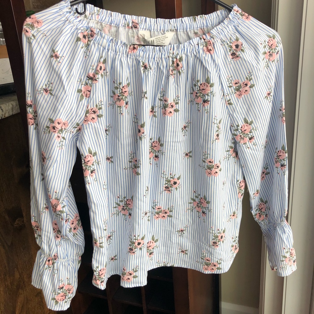 Blue and white strip long sleeve blouse